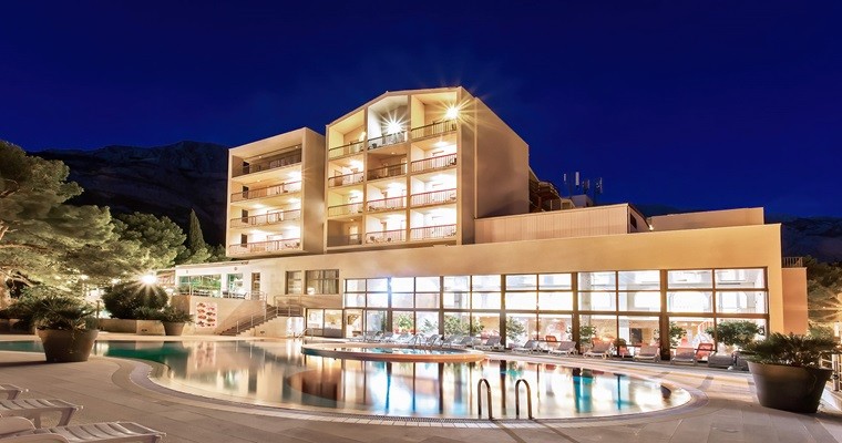 HOTEL HORIZONT 4* BAŠKA VODA 6